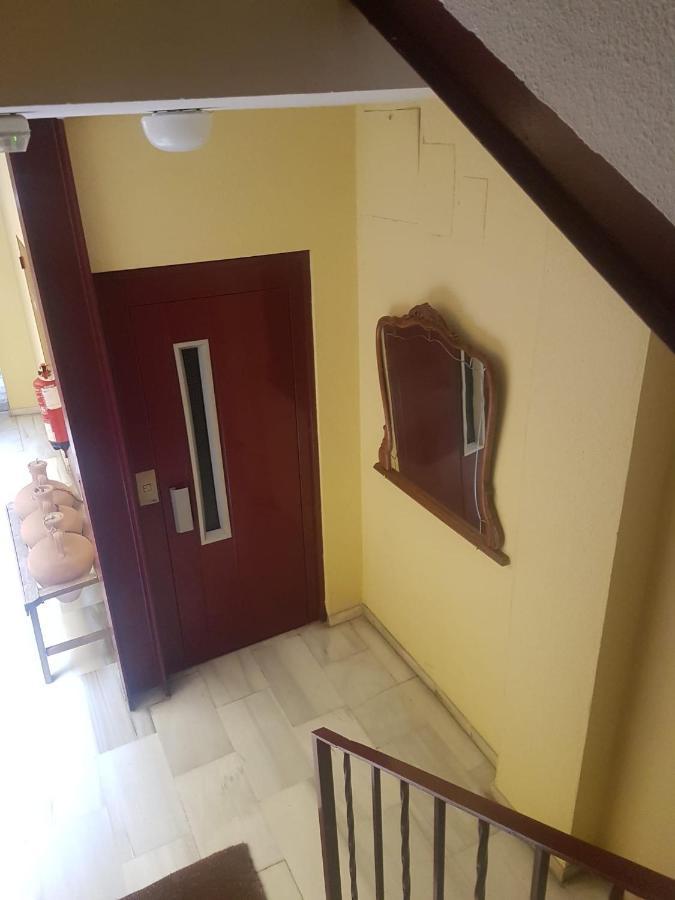Apartamento Centrico Y Luminoso Con 2 Dormitorios. A/c + Wifi